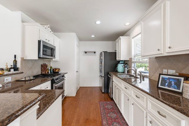 1425 W 26th Street A, Houston, TX 77008