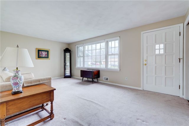 139 Camille Drive, Greece, NY 14612