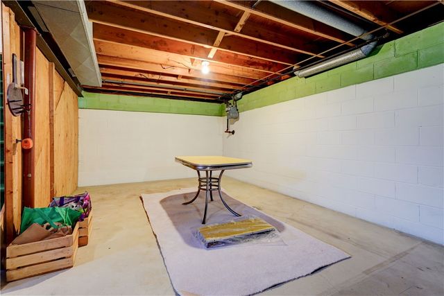 139 Camille Drive, Greece, NY 14612