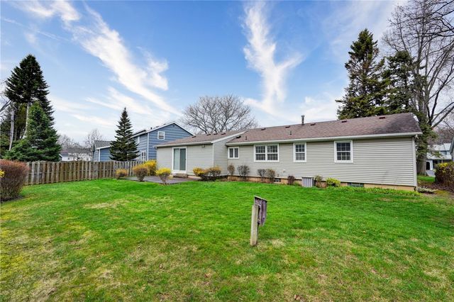 139 Camille Drive, Greece, NY 14612