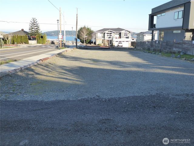 5302 N 49th Street, Ruston, WA 98407