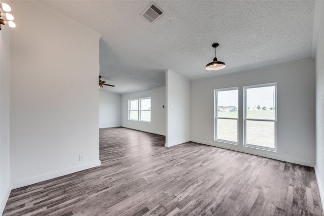 140 Terri Drive, Collinsville, TX 76233