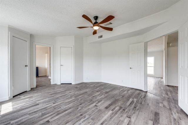 140 Terri Drive, Collinsville, TX 76233