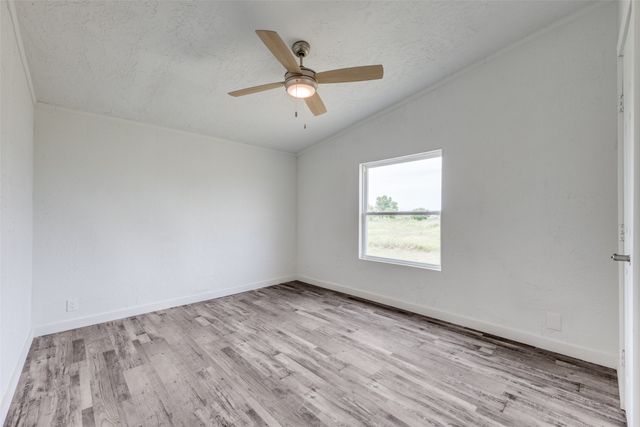 140 Terri Drive, Collinsville, TX 76233