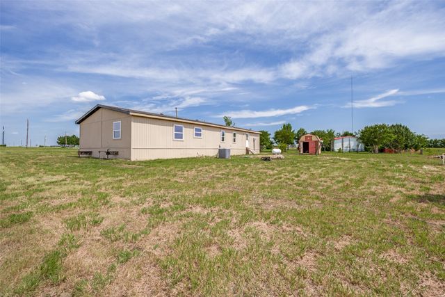 140 Terri Drive, Collinsville, TX 76233