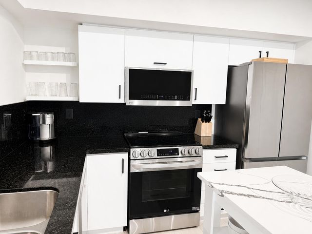 255 NE 3rd Avenue 2403, Delray Beach, FL 33444