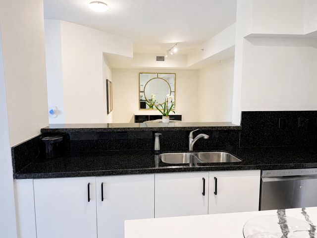 255 NE 3rd Avenue 2403, Delray Beach, FL 33444