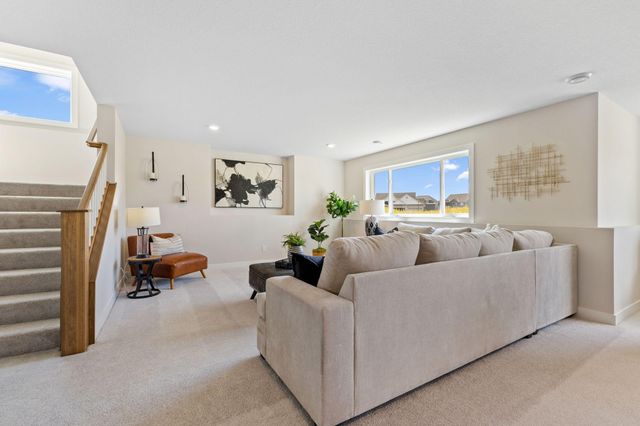 19533 Hamburg Avenue, Lakeville, MN 55044