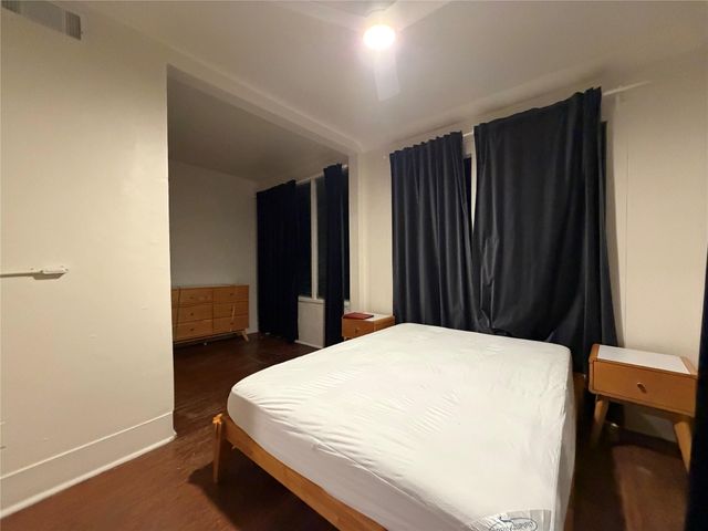 402 Hyde Park Boulevard 4, Houston, TX 77006