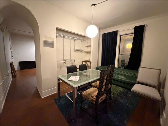 402 Hyde Park Boulevard 4, Houston, TX 77006