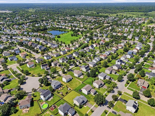 390 Deering Lane, Bolingbrook, IL 60440