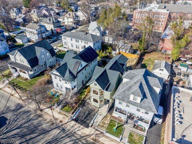249 Hillside Ave, Leonia Boro, NJ 07605