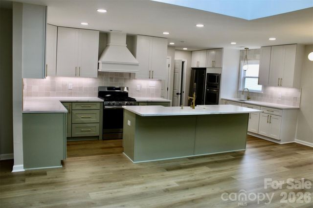 7159 Moss Point Drive, Charlotte, NC 28277