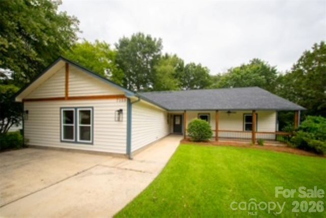 7159 Moss Point Drive, Charlotte, NC 28277