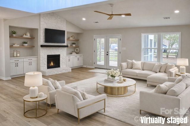 7159 Moss Point Drive, Charlotte, NC 28277