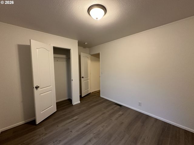 8720 Se CLATSOP St, Happy Valley, OR 97086