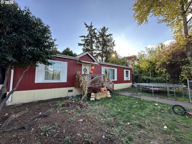 8720 Se CLATSOP St, Happy Valley, OR 97086