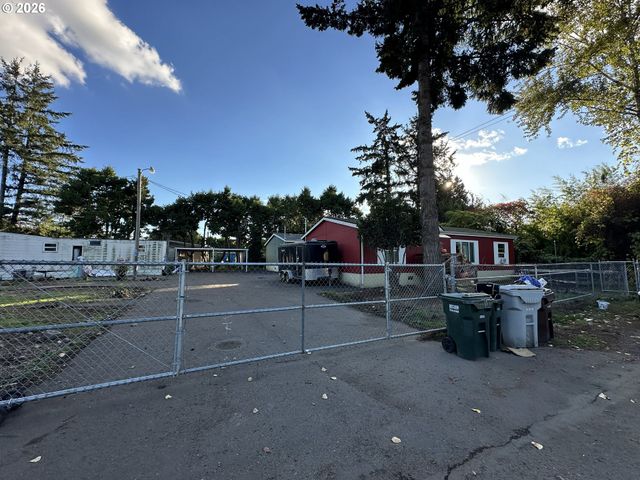 8720 Se CLATSOP St, Happy Valley, OR 97086