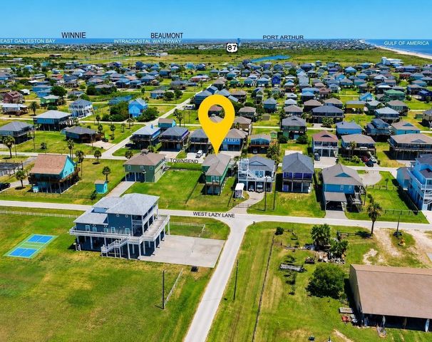 873 Townsend Drive, Crystal Beach, TX 77650