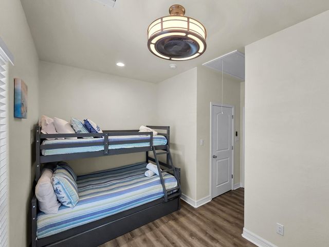 873 Townsend Drive, Crystal Beach, TX 77650