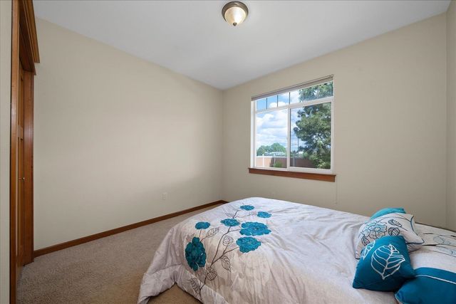 7614 N G St, Spokane, WA 99208