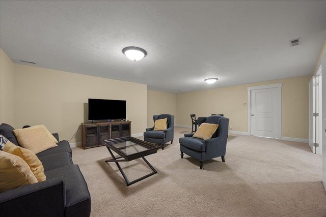 7614 N G St, Spokane, WA 99208