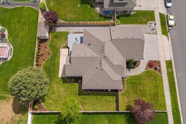 7614 N G St, Spokane, WA 99208