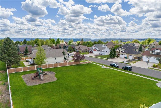 7614 N G St, Spokane, WA 99208