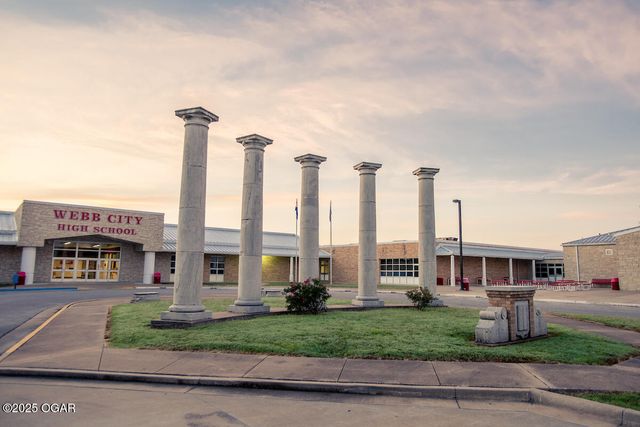 900 Aberdeen Avenue, Carl Junction, MO 64834