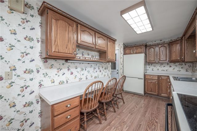 5665 Echodell Avenue NW, North Canton, OH 44720