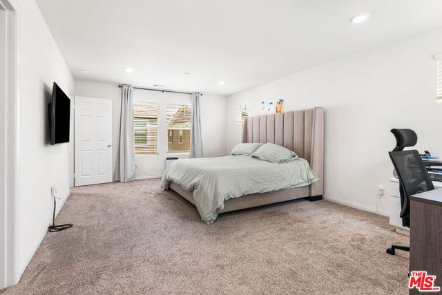 17105 Zion Drive, Canyon Country, CA 91387