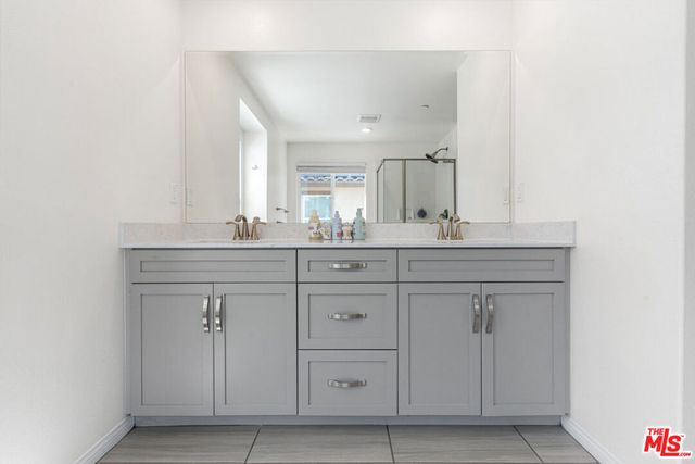 17105 Zion Drive, Canyon Country, CA 91387