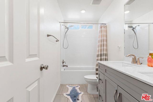 17105 Zion Drive, Canyon Country, CA 91387