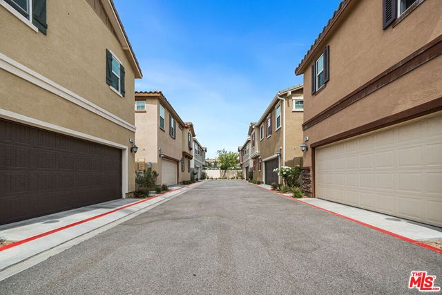 17105 Zion Drive, Canyon Country, CA 91387