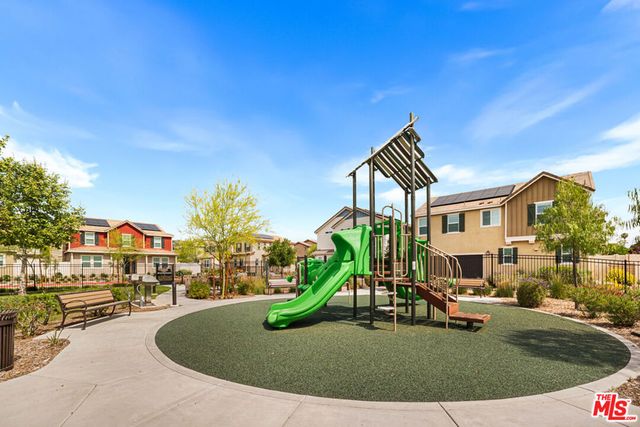 17105 Zion Drive, Canyon Country, CA 91387