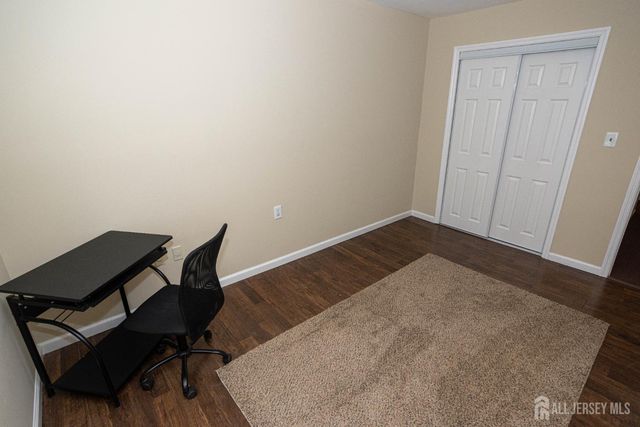 21 Rosewood Court, Sayreville, NJ 08872