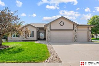 1301 N 182 Street, Omaha, NE 68022