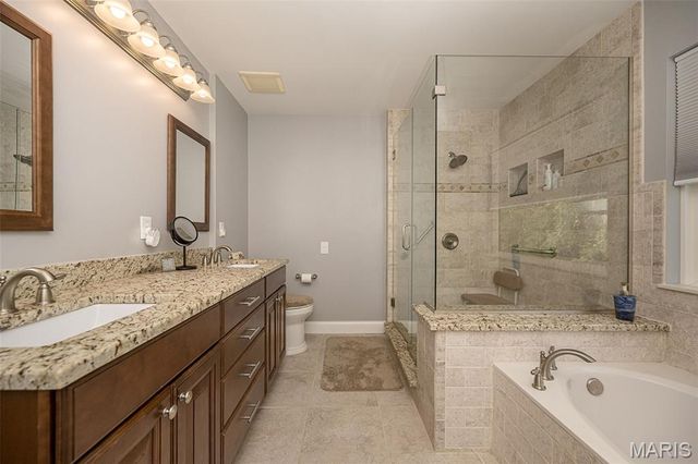 565 Vista Hills Court, Eureka, MO 63025