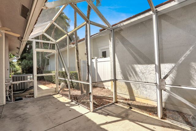 12751 Touchstone Place, Palm Beach Gardens, FL 33418