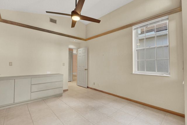 12751 Touchstone Place, Palm Beach Gardens, FL 33418