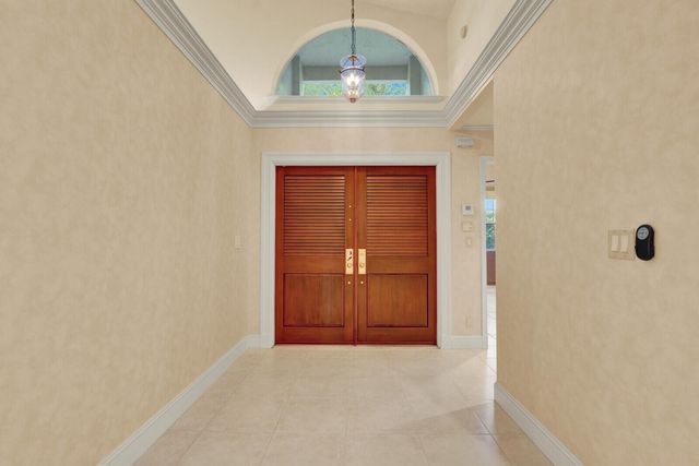 12751 Touchstone Place, Palm Beach Gardens, FL 33418