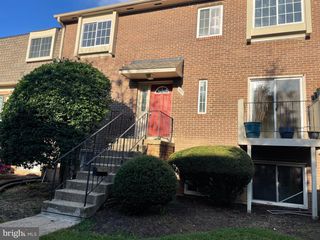 4537 LOGSDON DR #248, Annandale, VA 22003