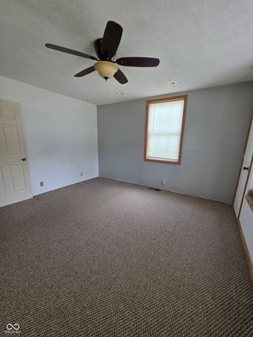 516 N Independence Street, Tipton, IN 46072