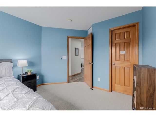 2112 Primrose Ln, Erie, CO 80516