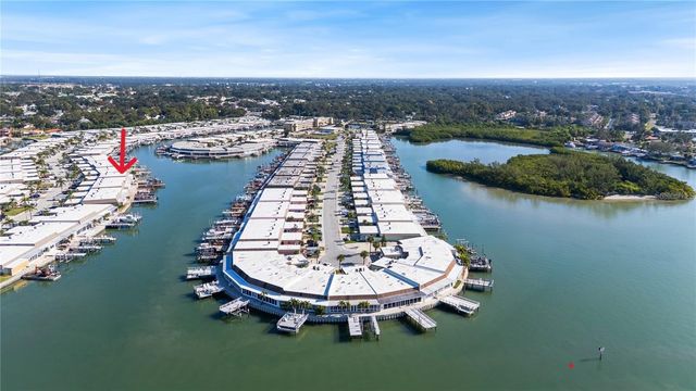 542 BOCA CIEGA POINT BOULEVARD N 2108, Madeira Beach, FL 33708
