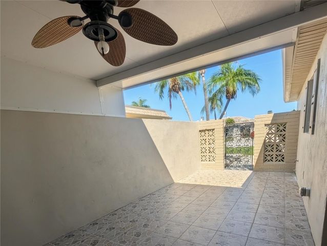 542 BOCA CIEGA POINT BOULEVARD N 2108, Madeira Beach, FL 33708