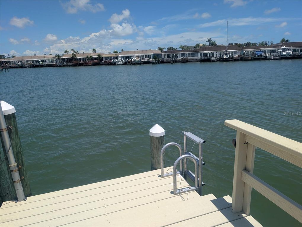542 BOCA CIEGA POINT BOULEVARD N 2108, Madeira Beach, FL 33708
