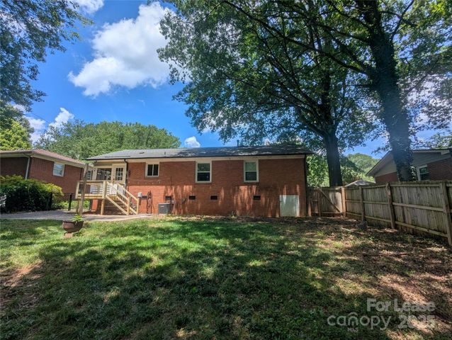 1614 Keeling Place, Charlotte, NC 28210