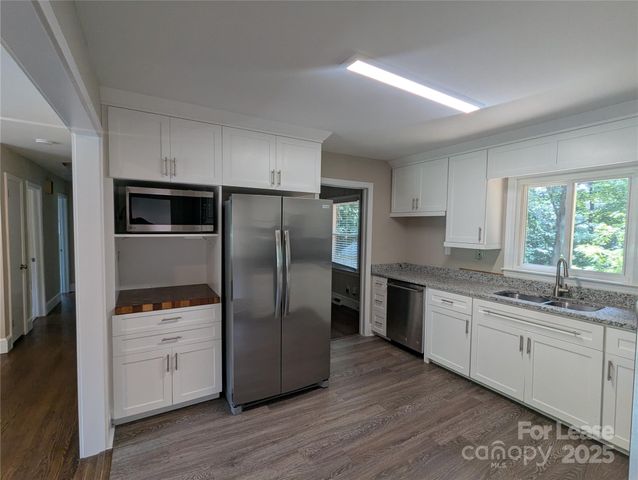 1614 Keeling Place, Charlotte, NC 28210