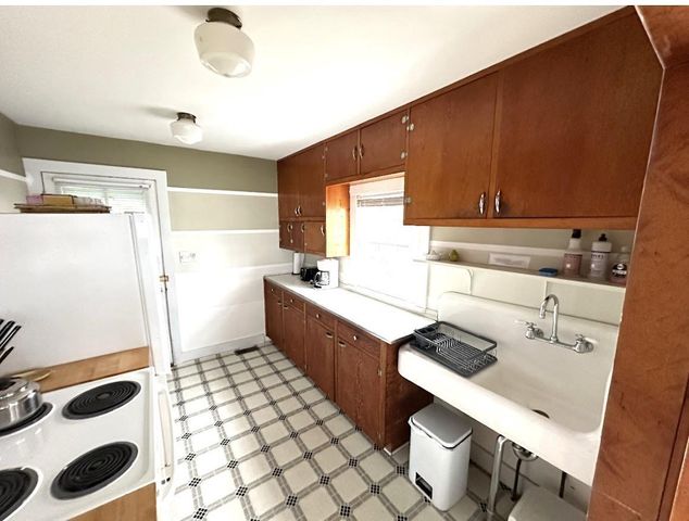 671 N Cow Path Lane, Fort Atkinson, WI 53538